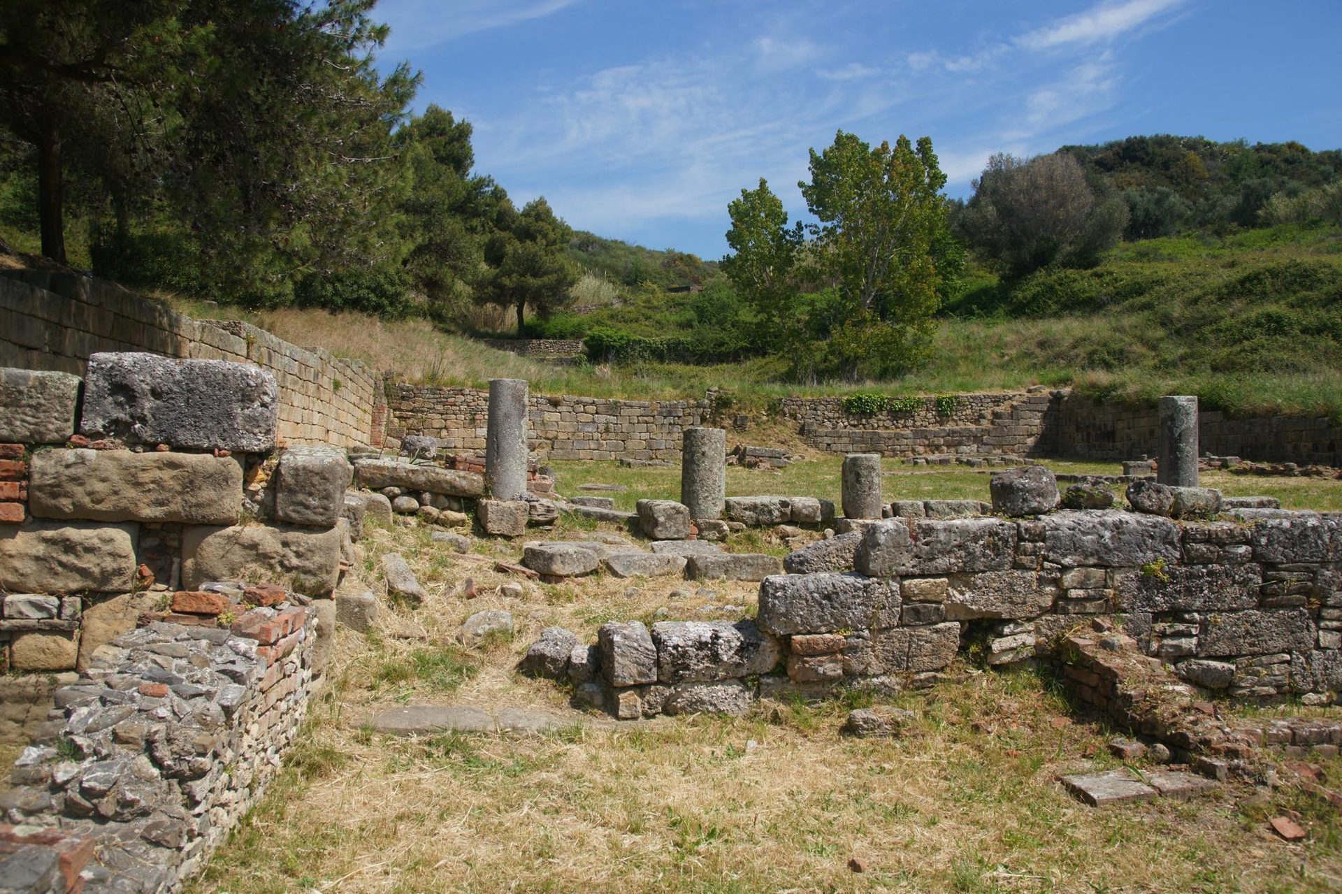 Asklepeion of Velia (3).jpg